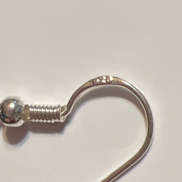 Elegant Shield 3D Printed Teardrop Earrings .925 - Picture 3 of 4